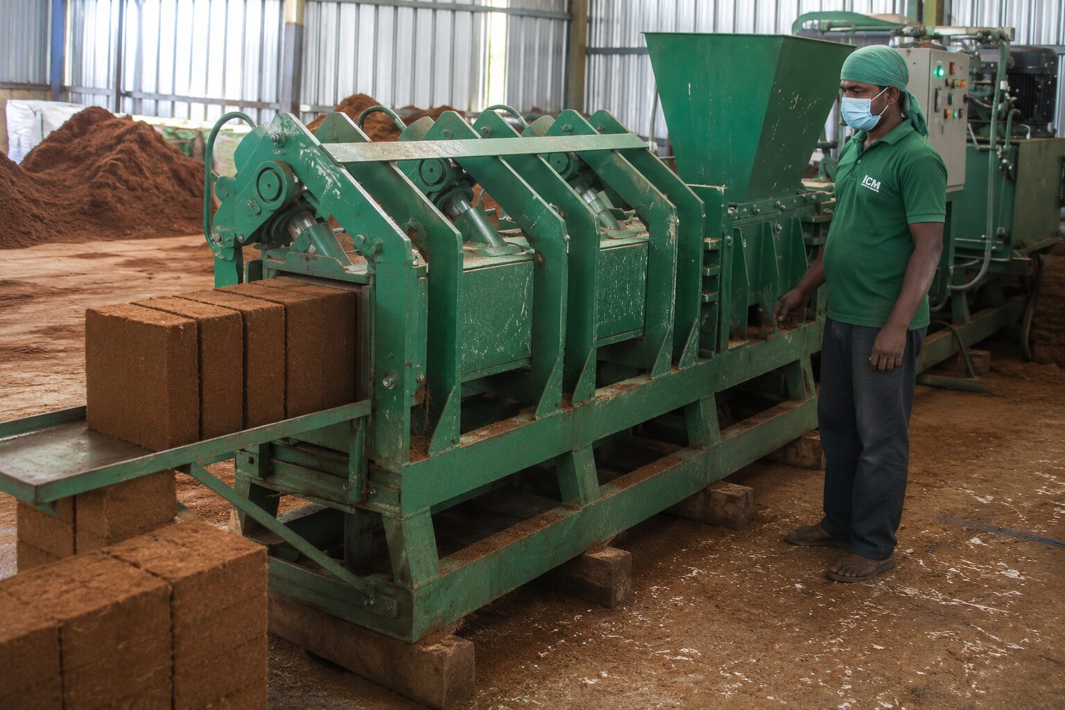 Coco peat compression